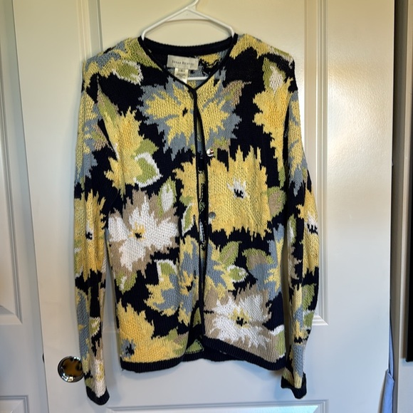 Susan Bristol Vintage Embroidered Floral Cardigan - Picture 2 of 9